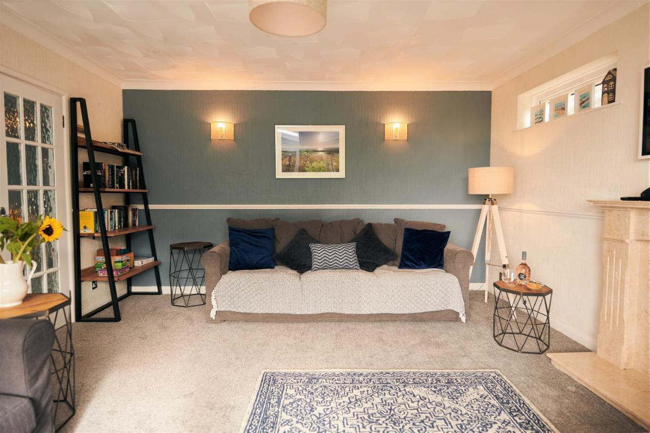Sea Gem- Beautiful Family Home With Stunning Sea Views & Garden Tenby Zewnętrze zdjęcie