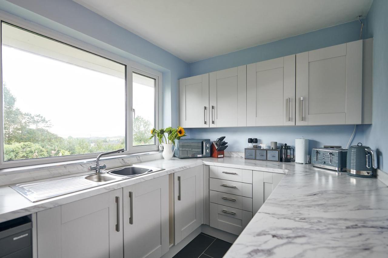 Sea Gem- Beautiful Family Home With Stunning Sea Views & Garden Tenby Zewnętrze zdjęcie