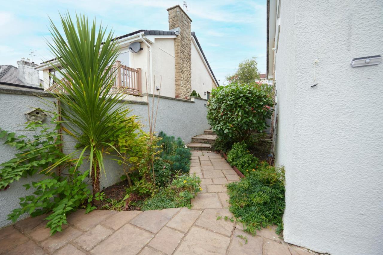 Sea Gem- Beautiful Family Home With Stunning Sea Views & Garden Tenby Zewnętrze zdjęcie