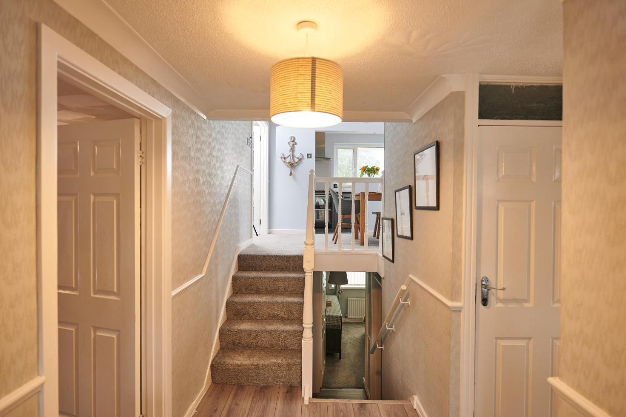 Sea Gem- Beautiful Family Home With Stunning Sea Views & Garden Tenby Zewnętrze zdjęcie